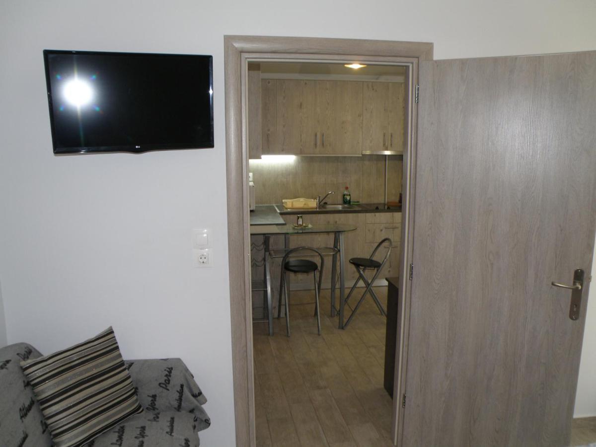 הרקליון Talos Apartments And Studios מראה חיצוני תמונה